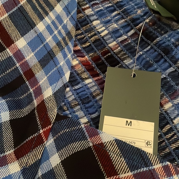 New $5 with 2+ bundle. Plaid off the shoulder crop top - Picture 3 of 3